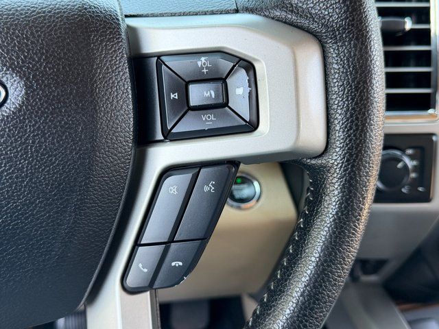Used 2015 White Platinum Clearcoat Metallic Ford Lariat image 20