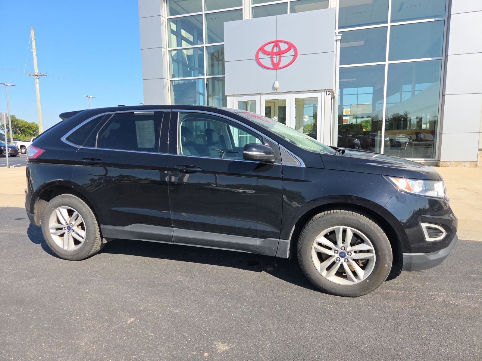 Used 2018 Ford Edge SEL with VIN 2FMPK4J95JBB85641 for sale in Whitestown, IN