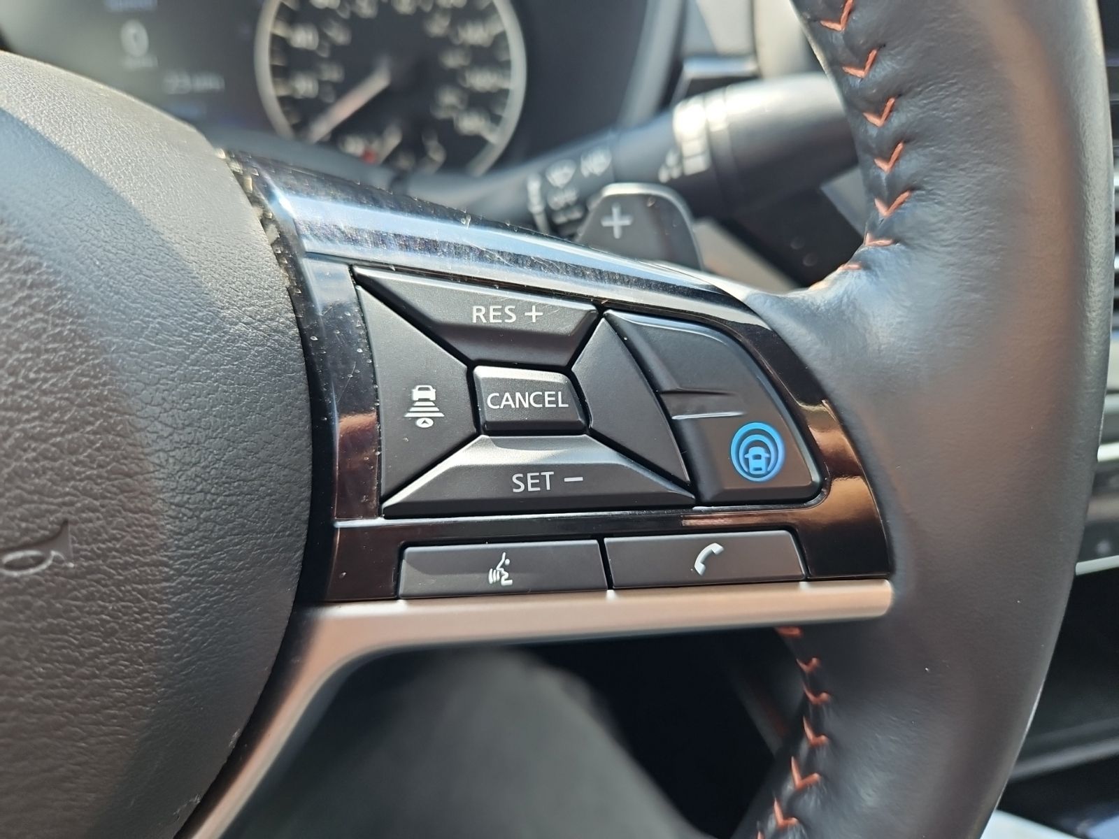 Used 2023 Gray Nissan 2.0 SR image 40