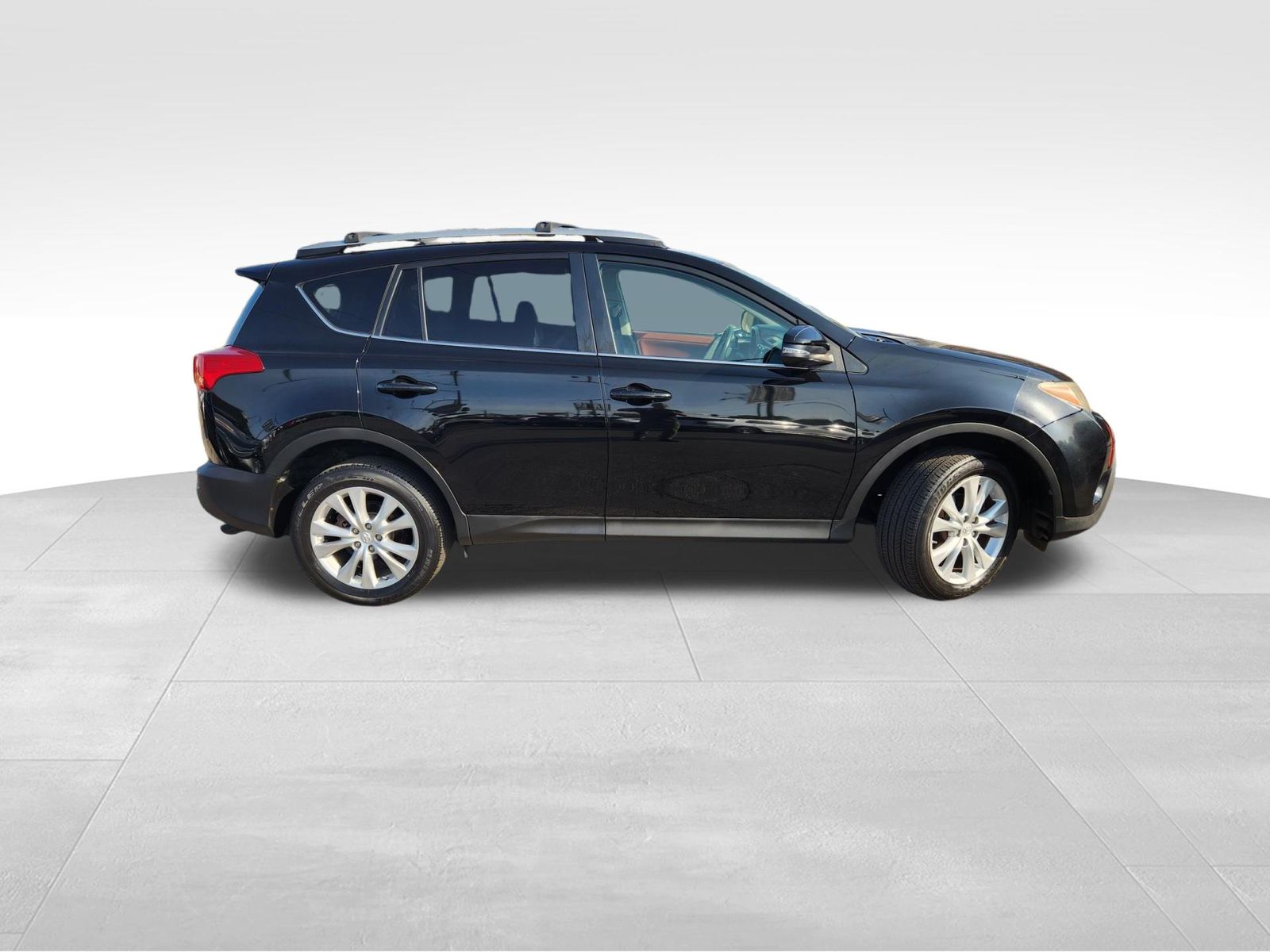 2013 Toyota RAV4 Limited 8