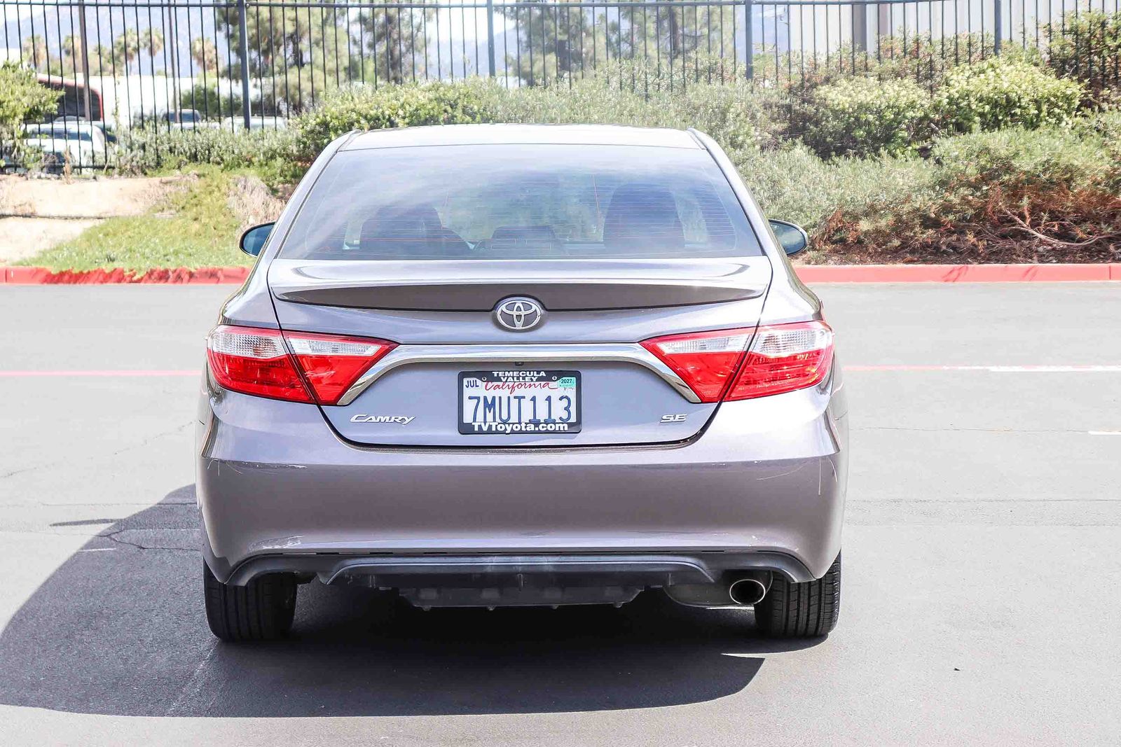 Used 2015 Gray Toyota SE image 6