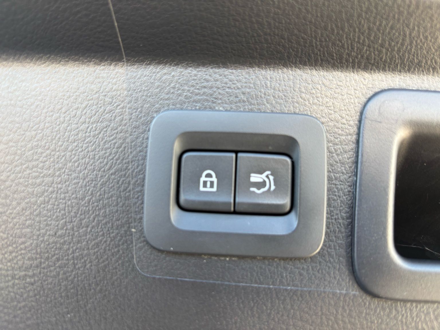 Used Car 2023 Mazda Cx-50  2.5 Turbo For Sale Under $30,000 In Austin, Texas