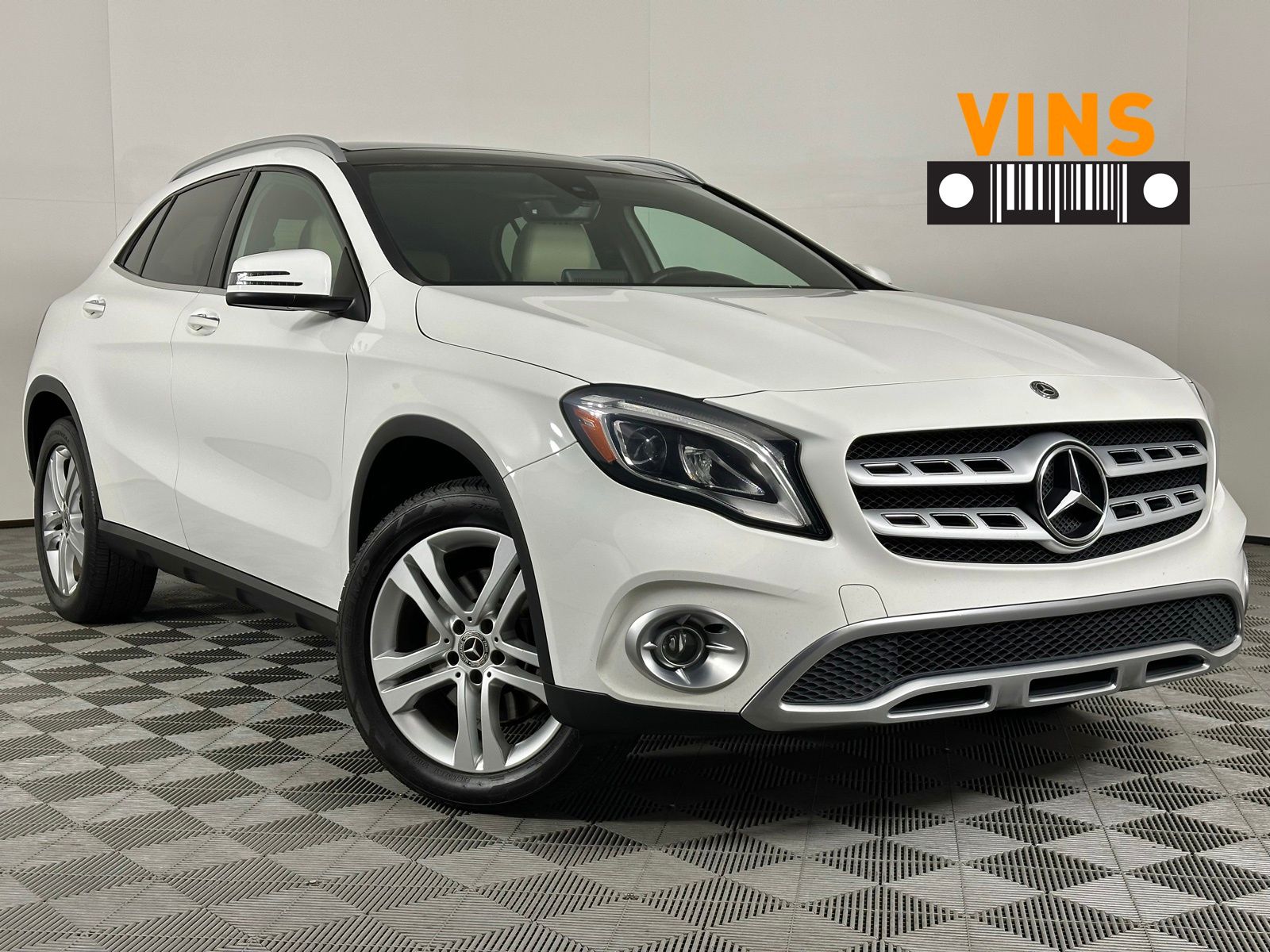 2019 Mercedes-Benz GLA GLA250 4MATIC's photo