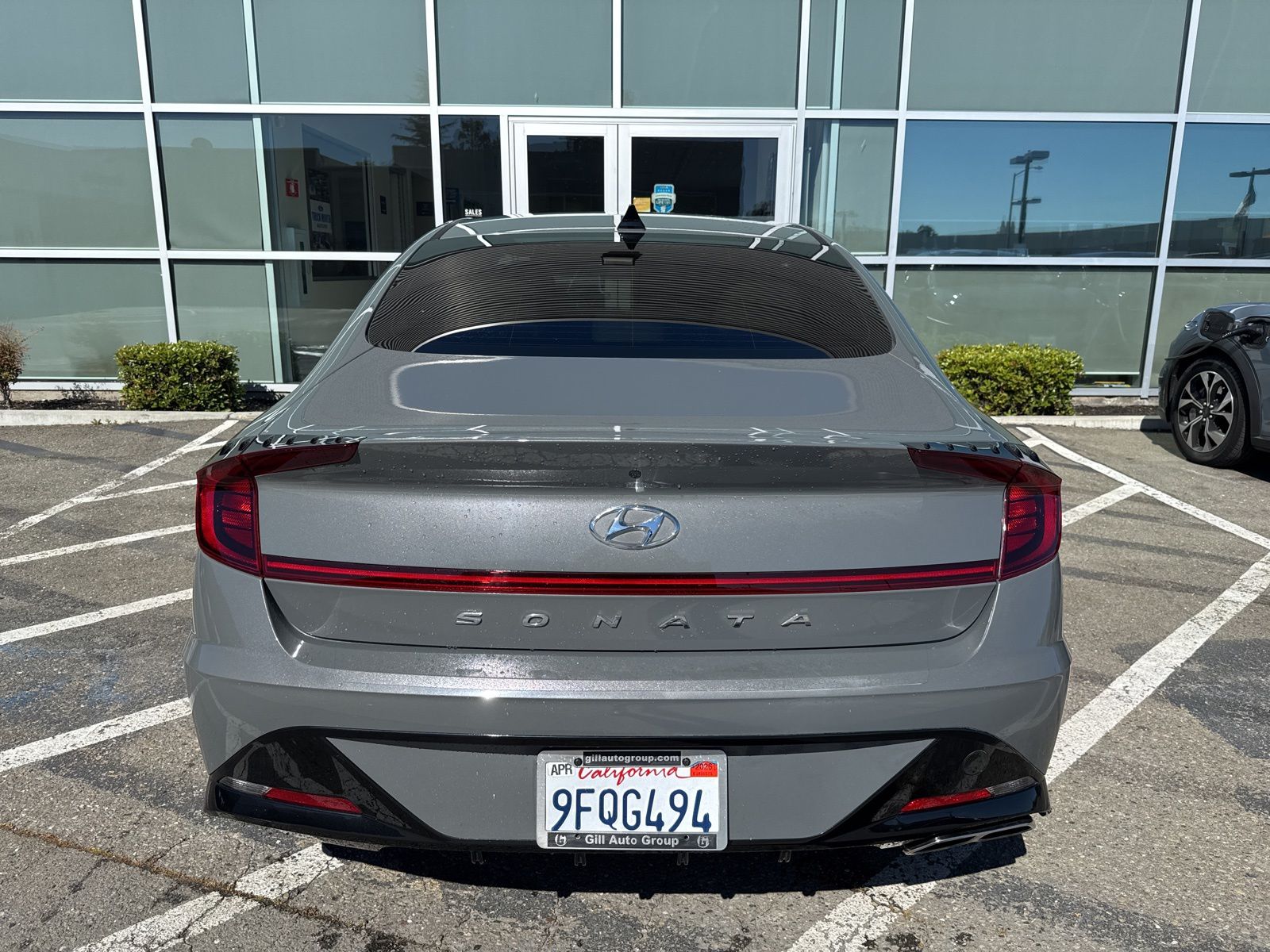 Used 2023 Gray Hyundai SEL image 4