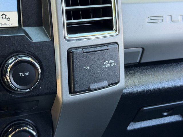 Certified Used 2017 White Gold Metallic Ford Lariat image 40