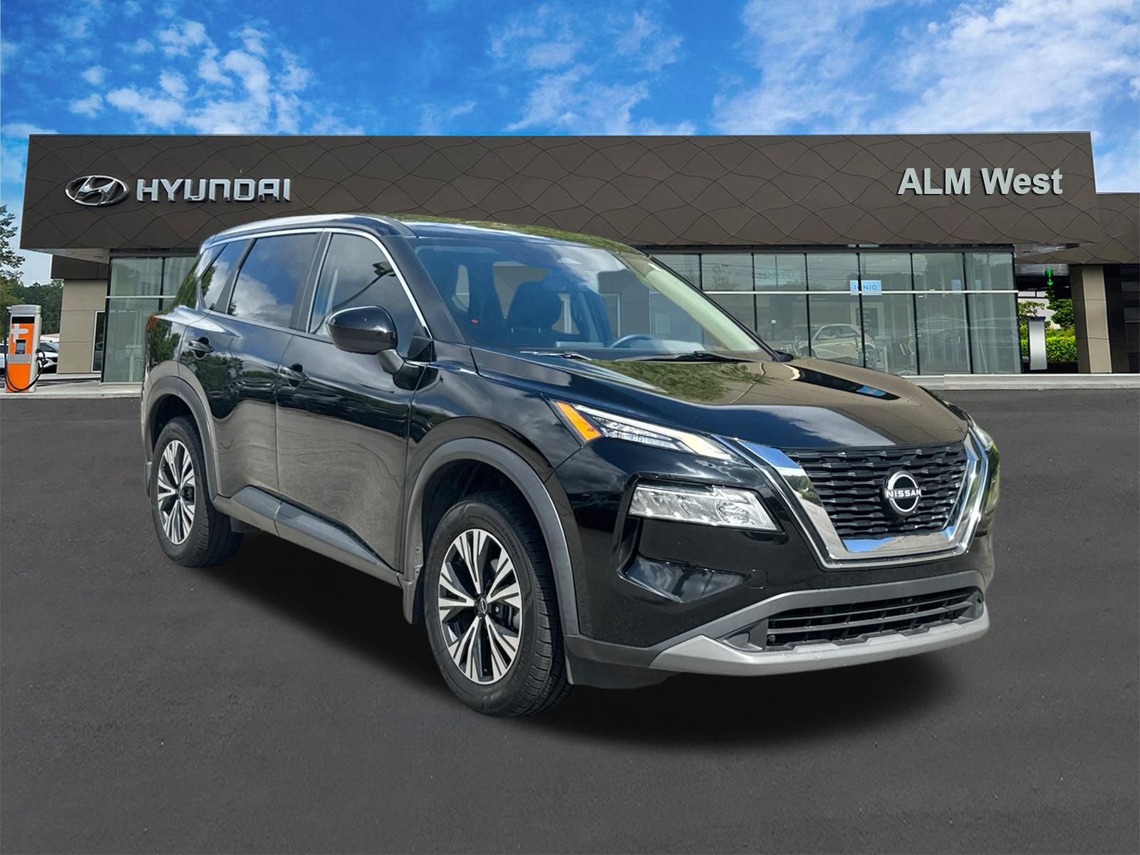 Used 2023 Black Nissan SV image 3