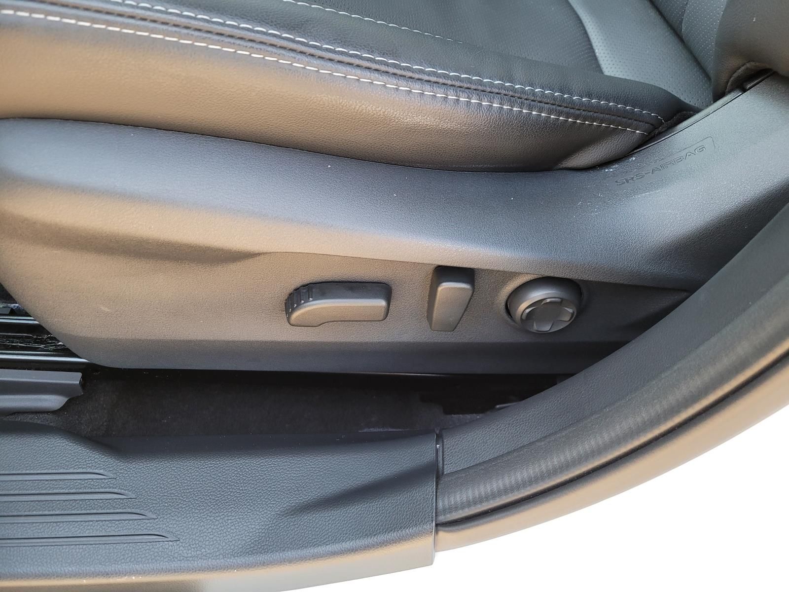 used 2025 Subaru Outback car, priced at $33,500