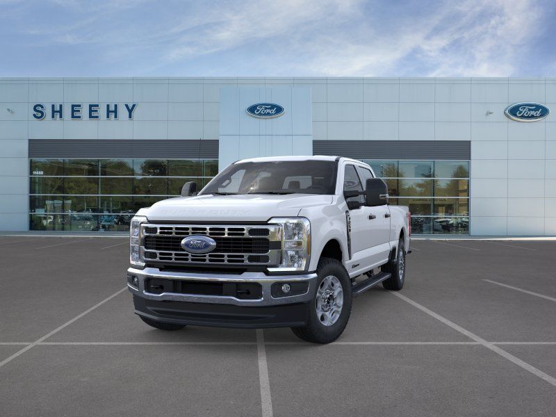 New 2026 Oxford White Ford XLT image 4