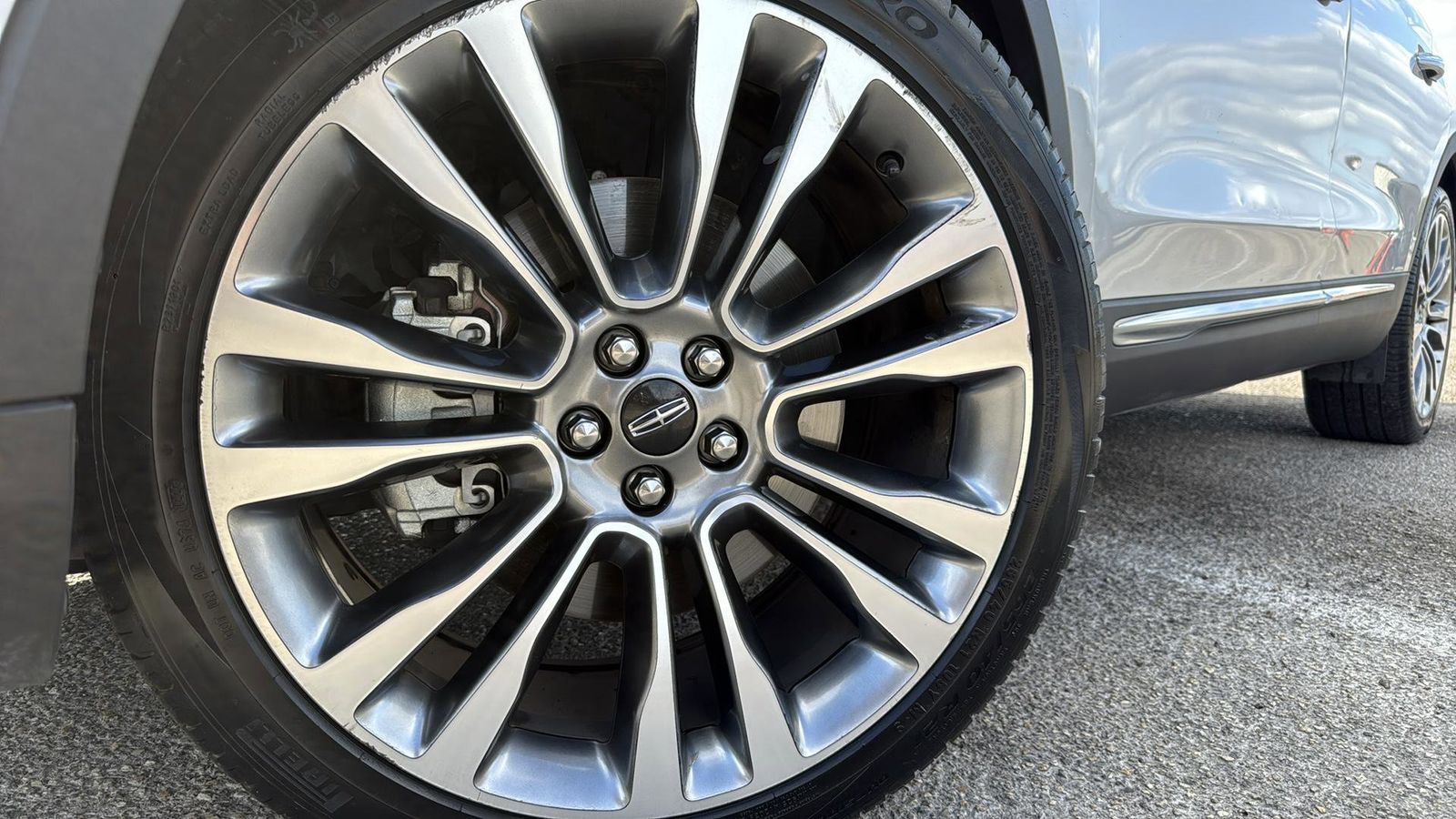 Used Car 2017 Lincoln Mkx  Reserve For Sale Under $20,000 In Austin, Texas
