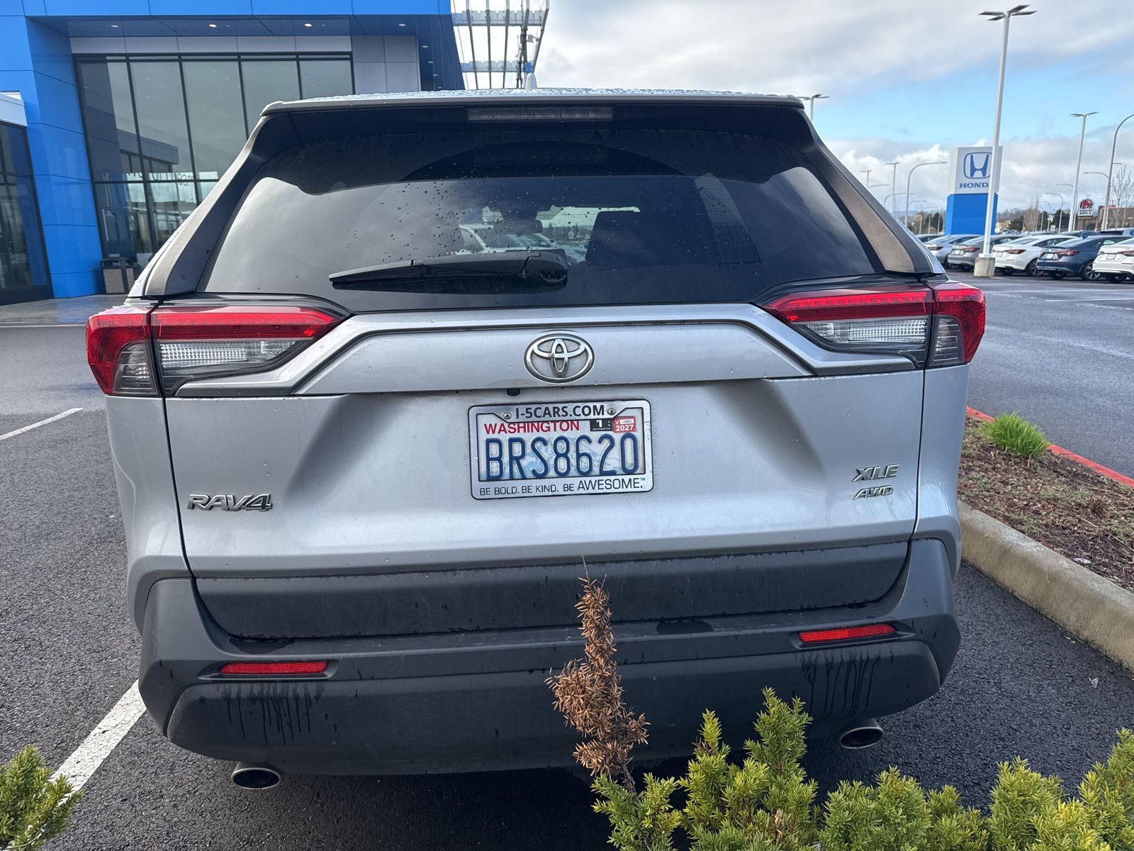 View vehicle photo 4