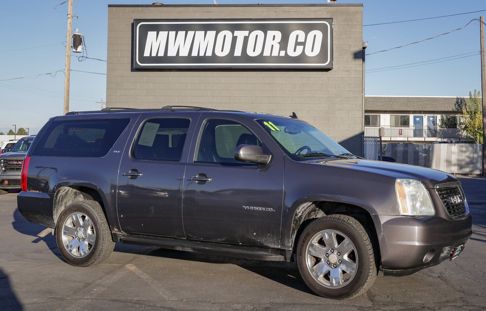 2011 GMC Yukon XL SLT's photo