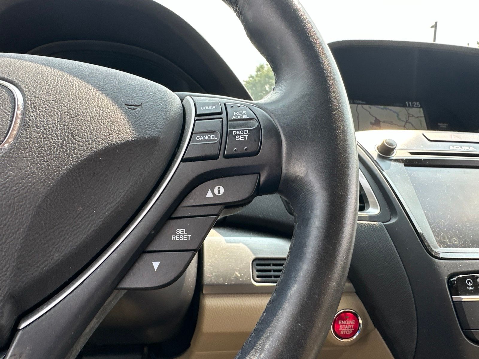 Used 2016 White Acura  image 21