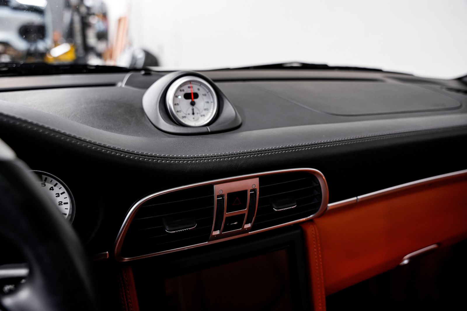 2010 Porsche 911 Targa 4S — photo 13