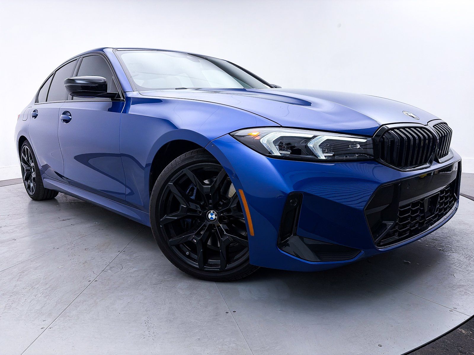 2025 BMW 3 Series 330i