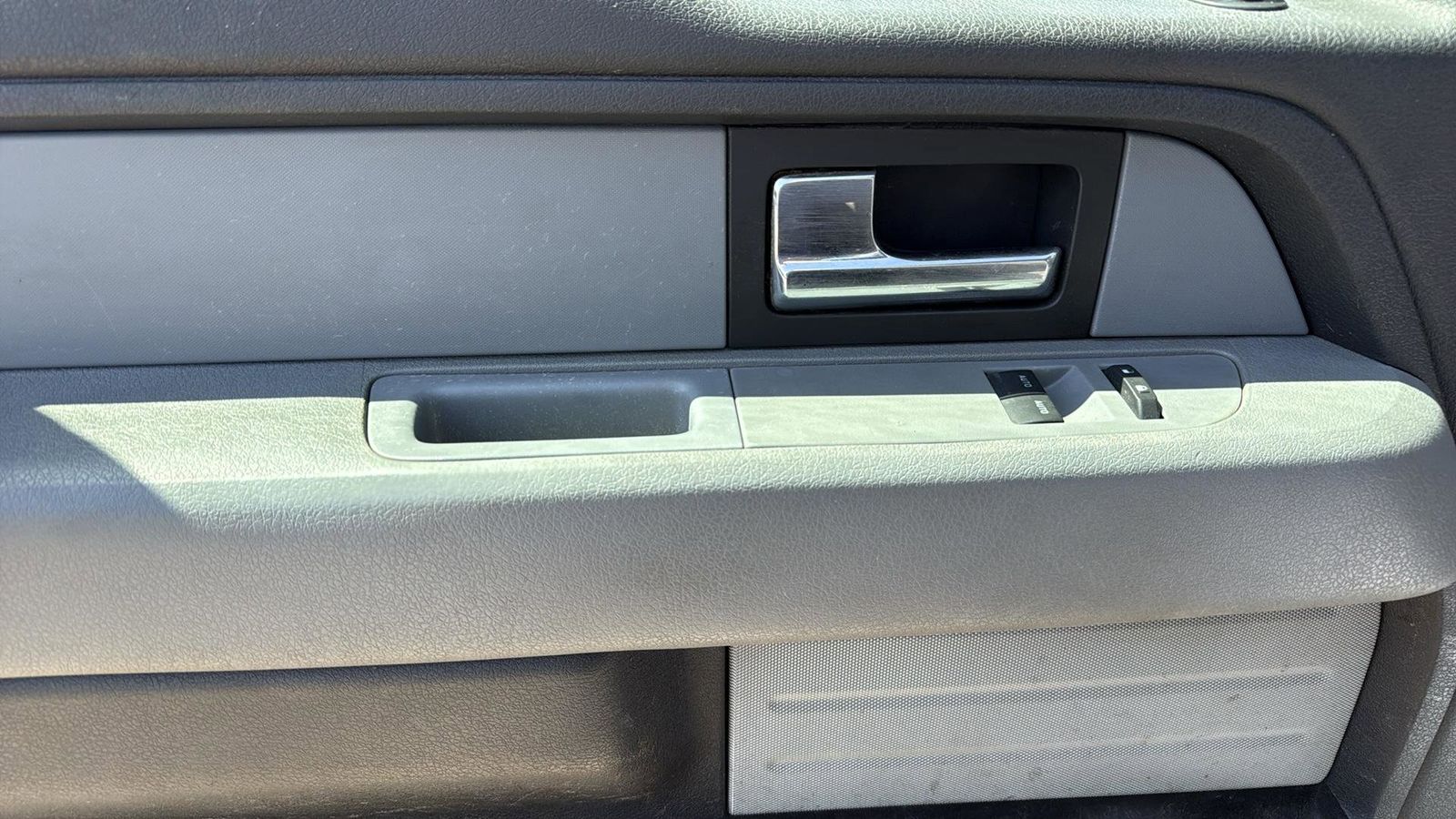 Used Car 2014 Ford F-150  Xl For Sale Under $12,000 In Austin, Texas