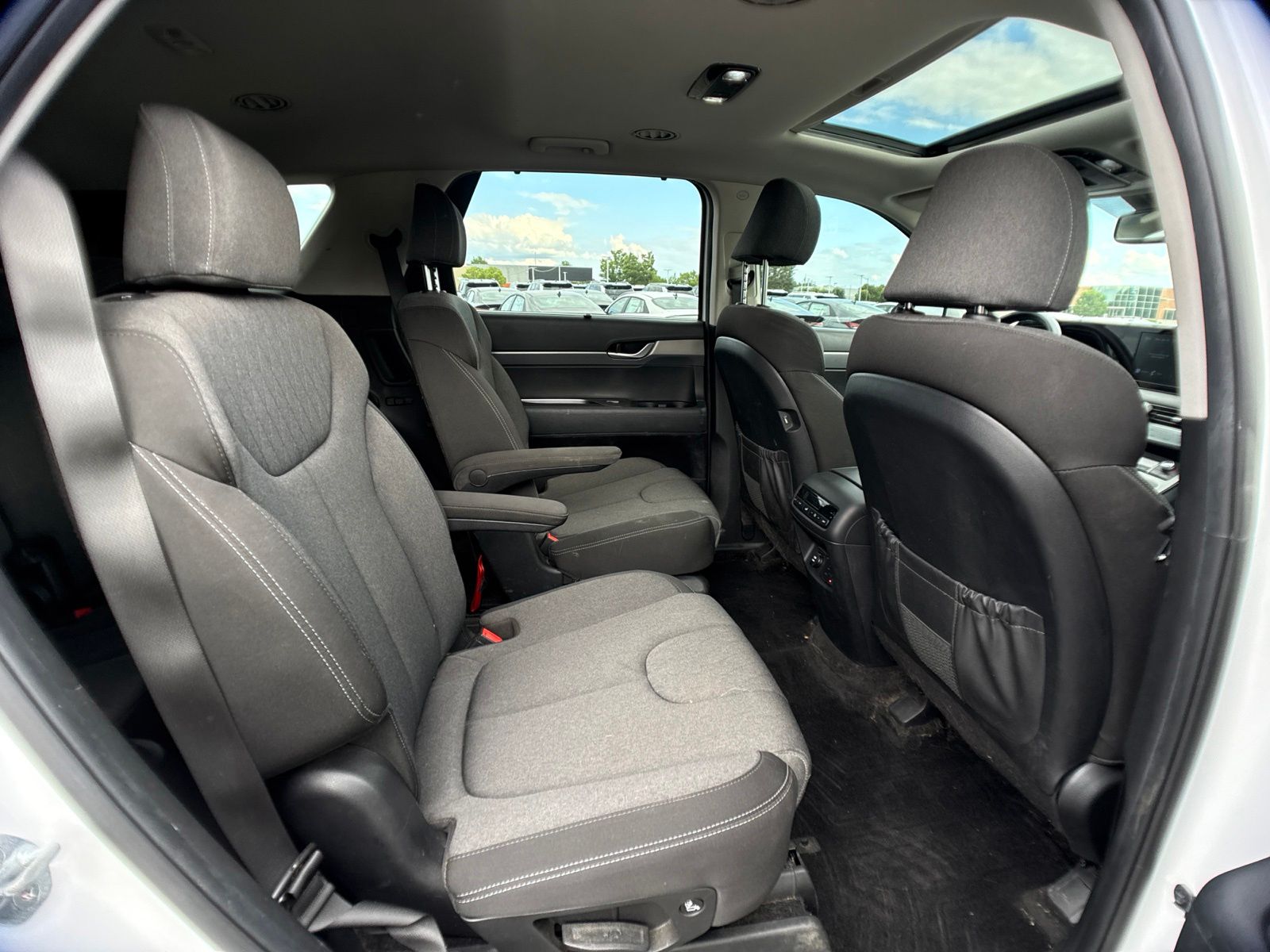 Used 2022 White Hyundai SEL image 32