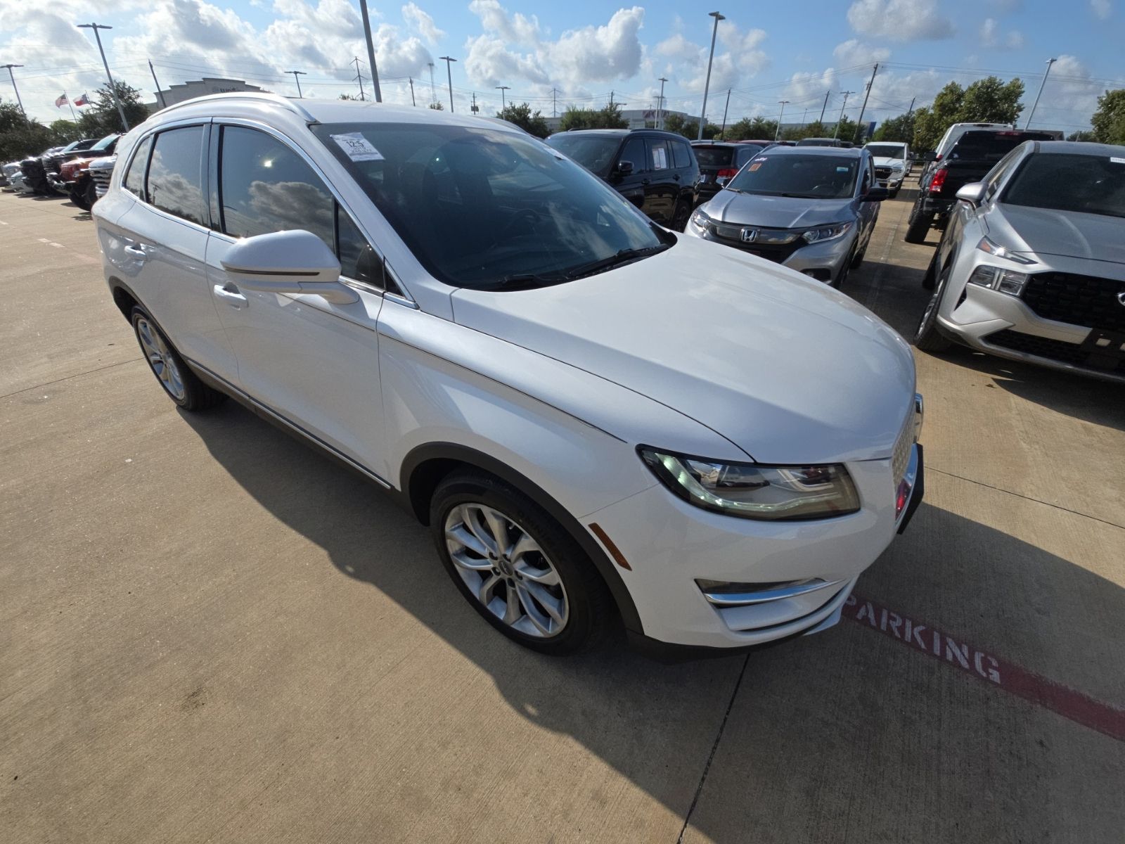 2019 Lincoln MKC Select White at Autostrade