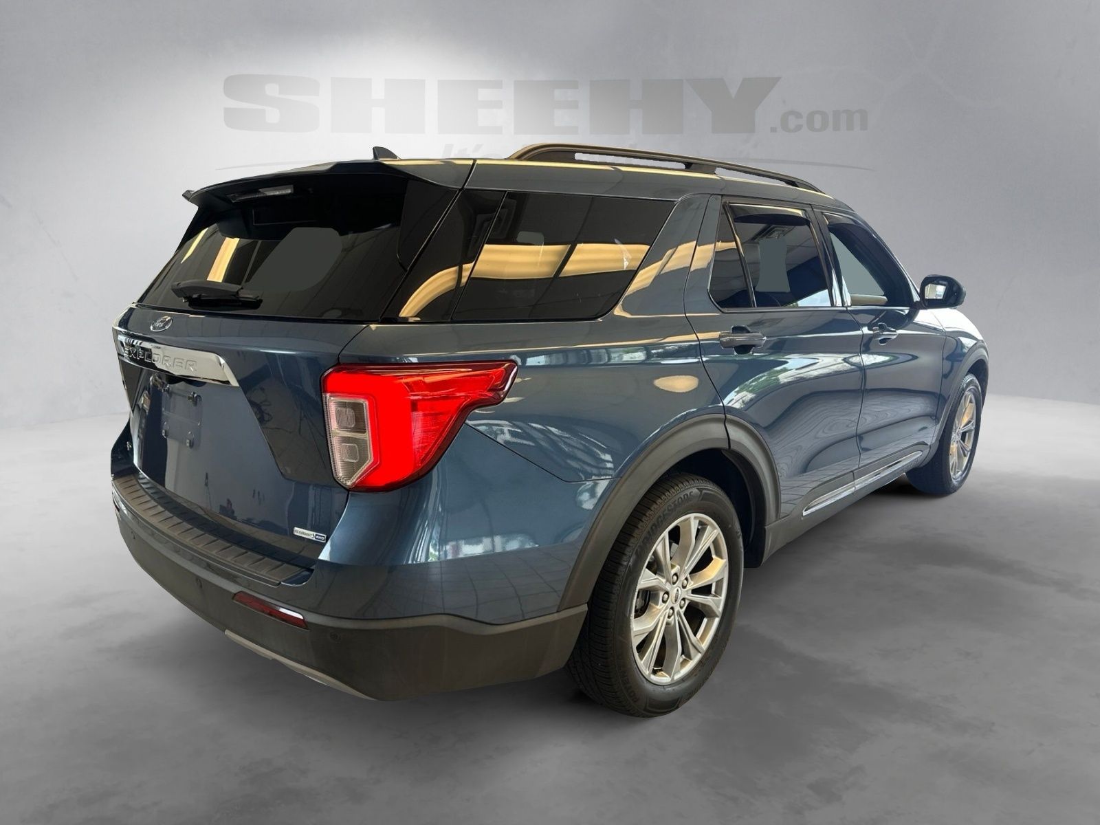 Certified Used 2020 Blue Metallic Ford XLT image 12