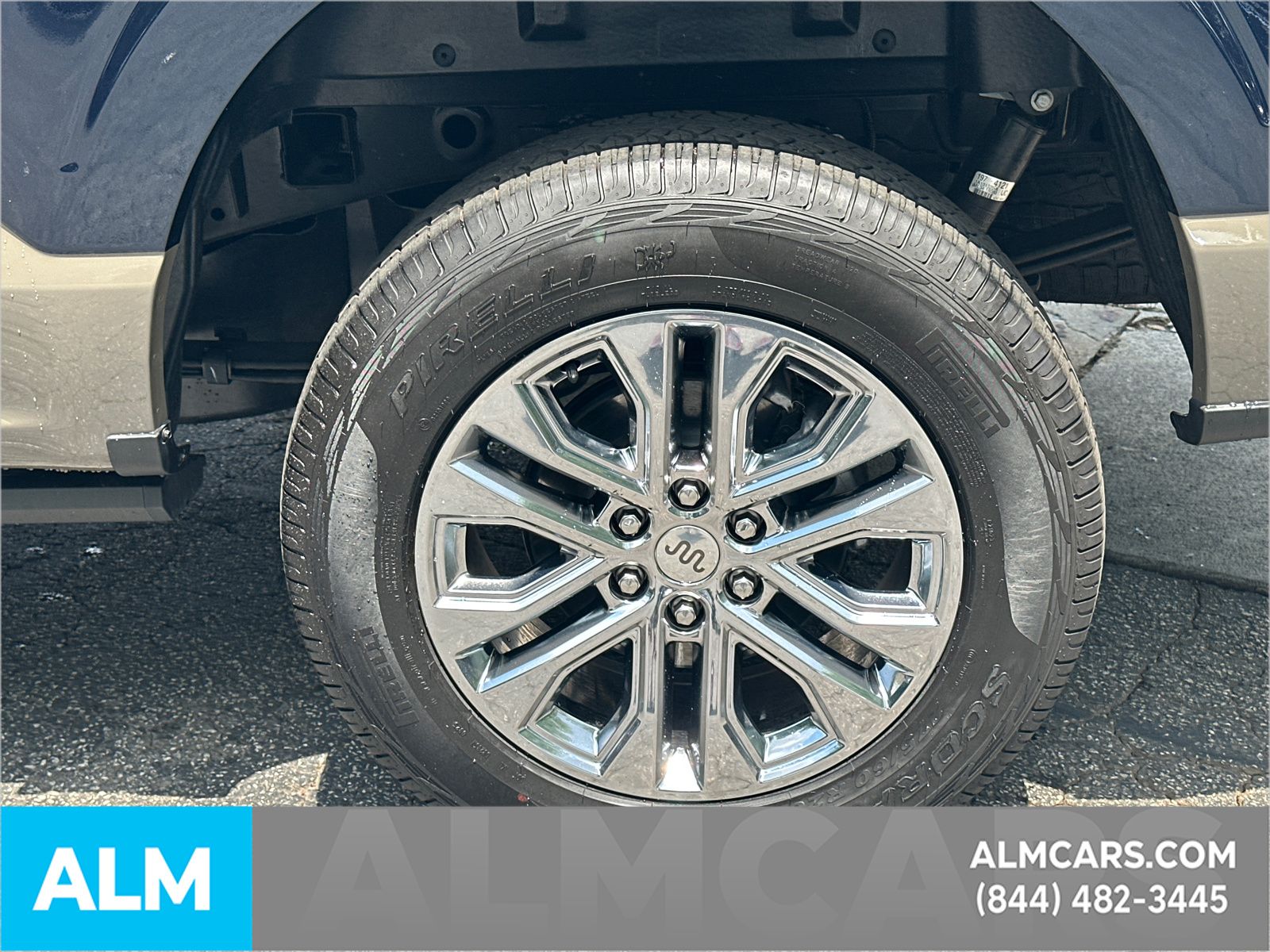 Used 2025 Blue Ford King Ranch image 22