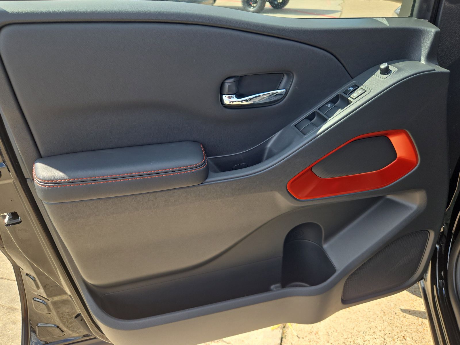 2025 Nissan Frontier PRO-4X - 6