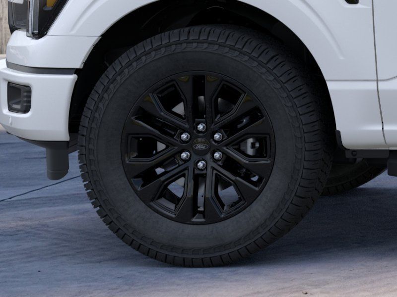 New 2026 Star White Metallic Tri-Coat Ford Lariat image 19