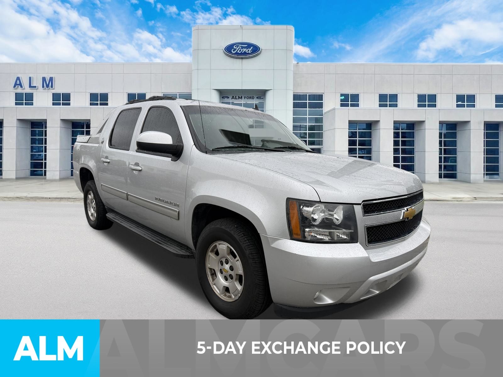 Used 2013 Silver Chevrolet LT image 3