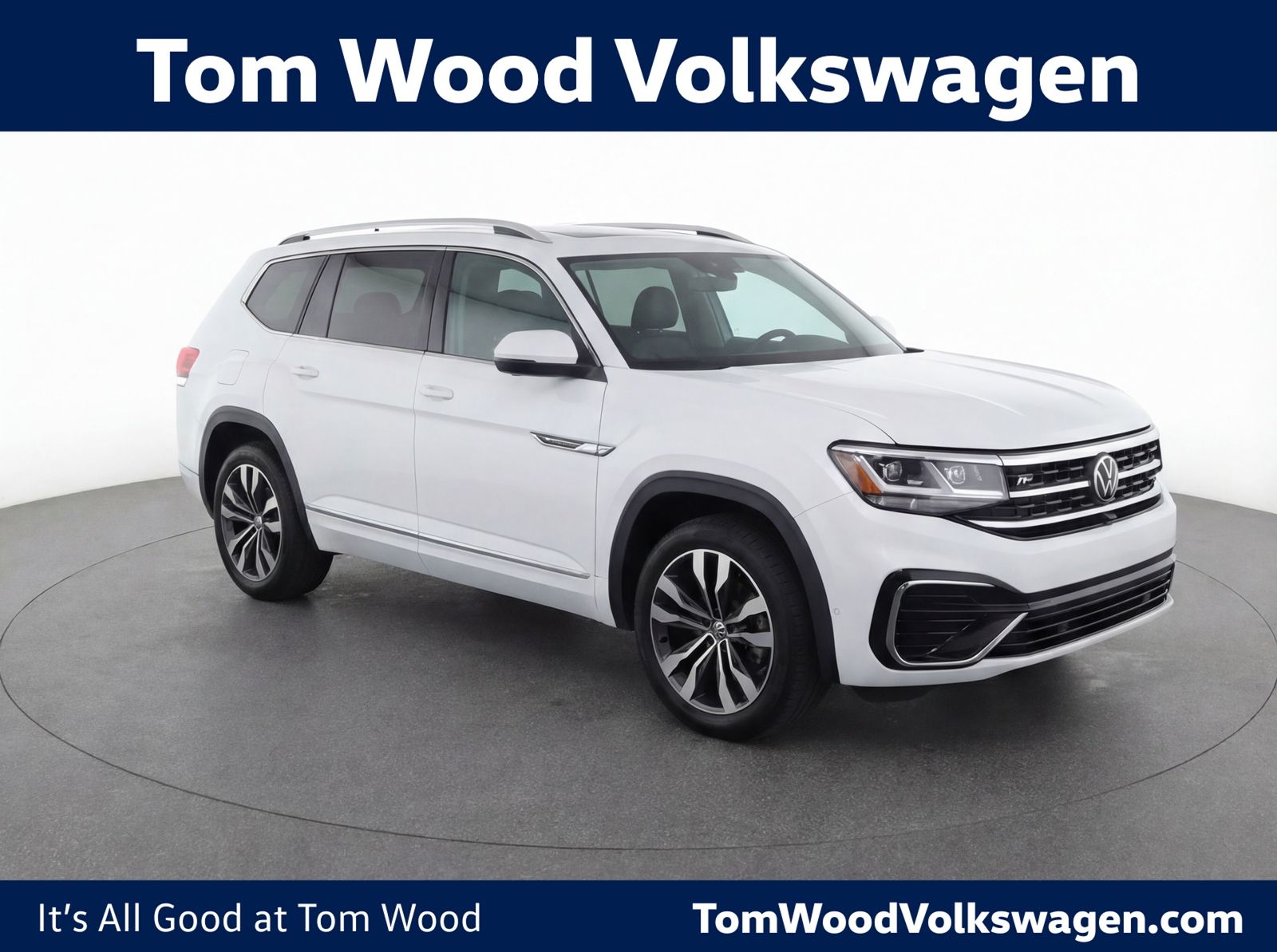 Oryx White Pearl 2022 Volkswagen Atlas V6 SEL Premium R-Line 4Motion SUV / Crossover All-Wheel Drive 8-Speed Automatic
