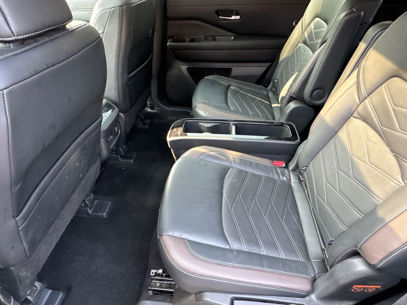 2024 Nissan Pathfinder Platinum photo 20