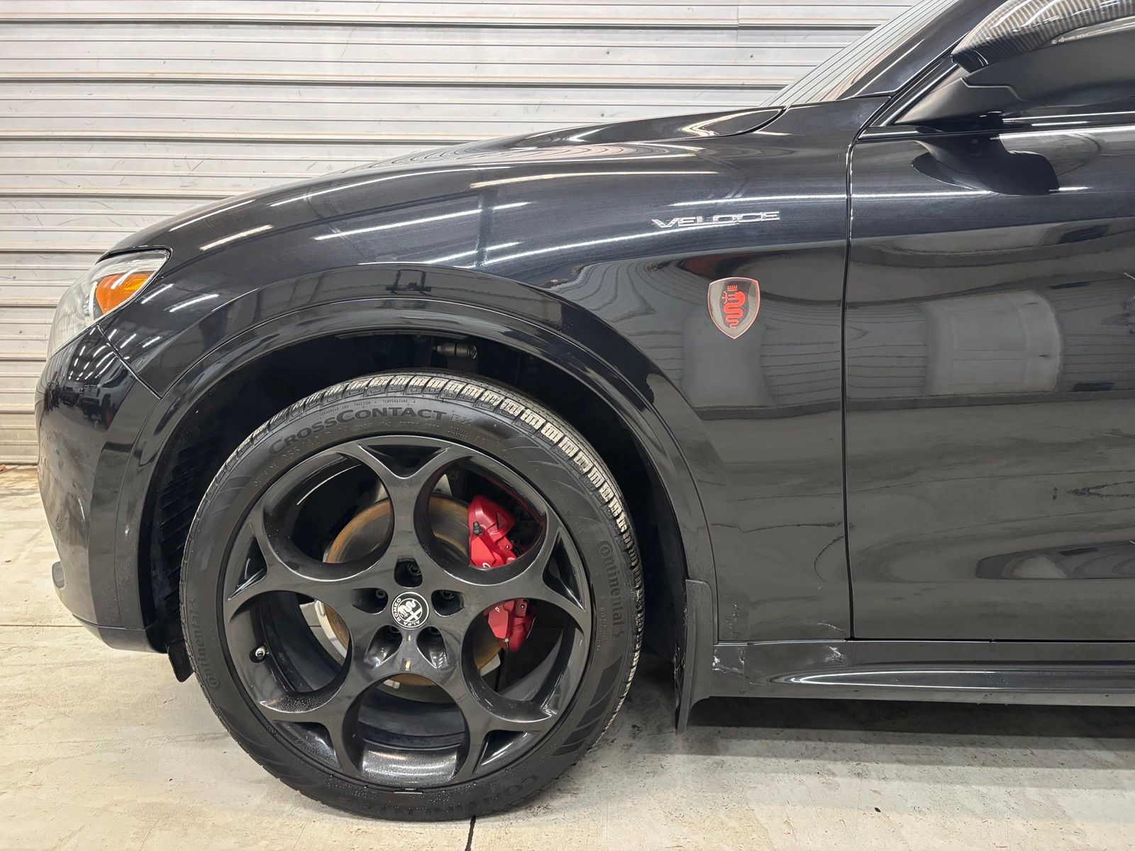 Photo 4 of 2022 Alfa Romeo Stelvio Veloce