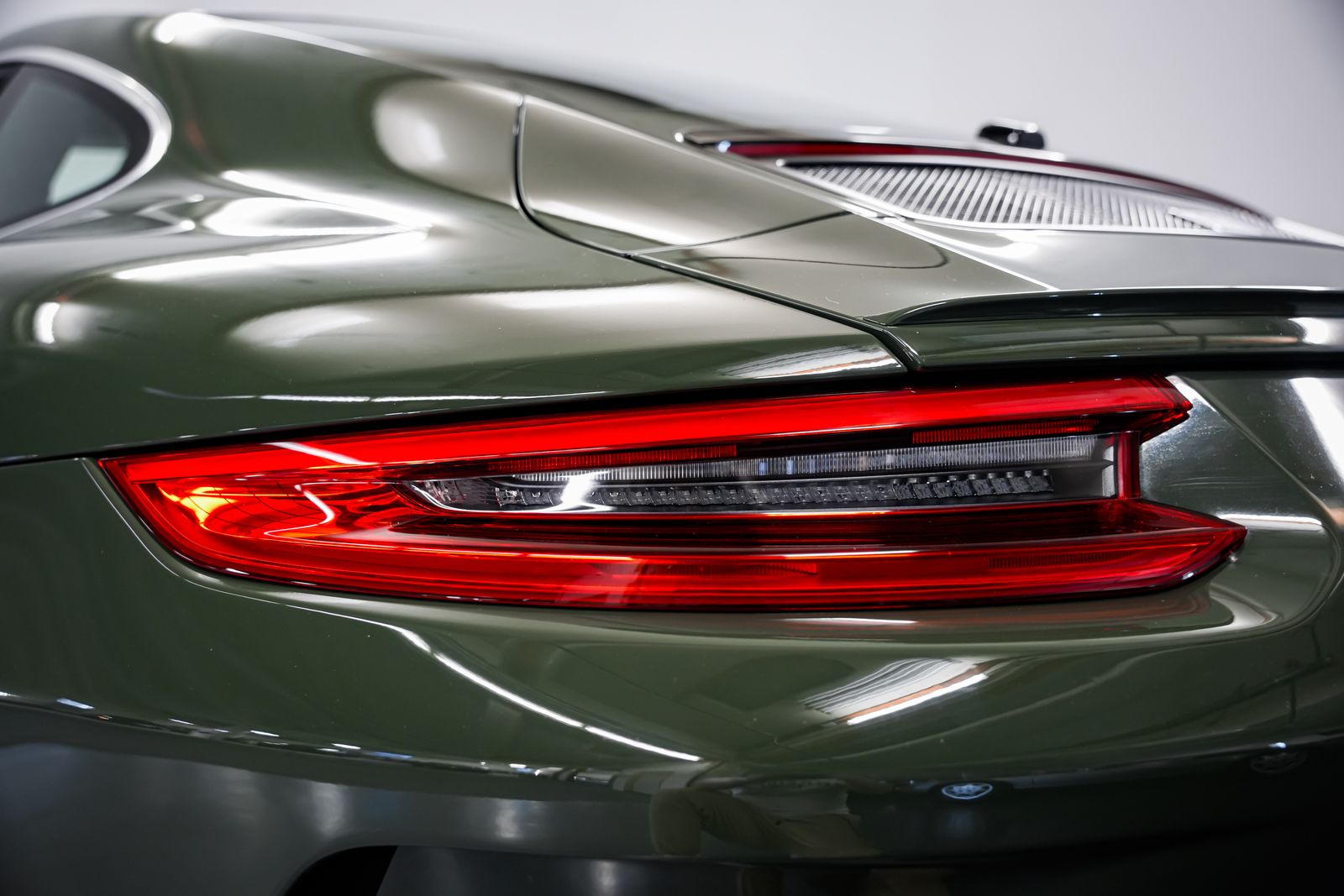 2019 Porsche 911 GT3 — photo 35