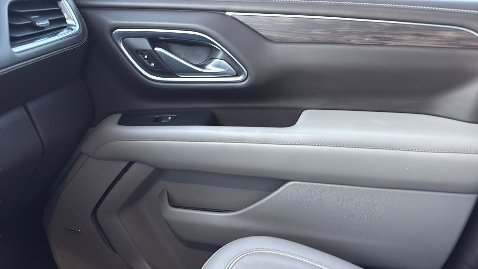 Used Car 2021 Chevrolet Suburban  Lt For Sale Under $35,000 In Austin, Texas