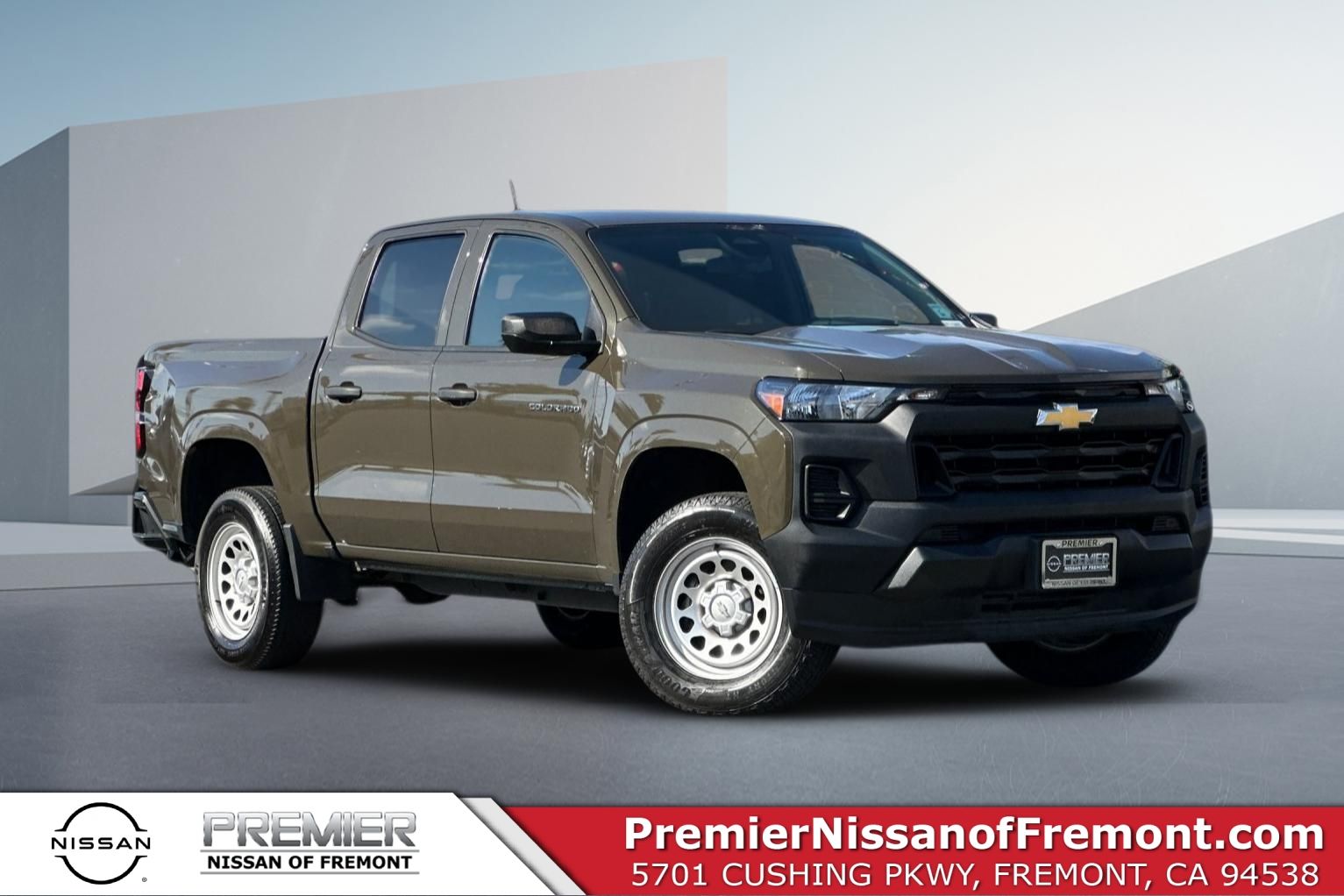 Harvest Bronze Metallic 2023 Chevrolet Colorado Pickup Truck 4X2 8-Speed Automatic