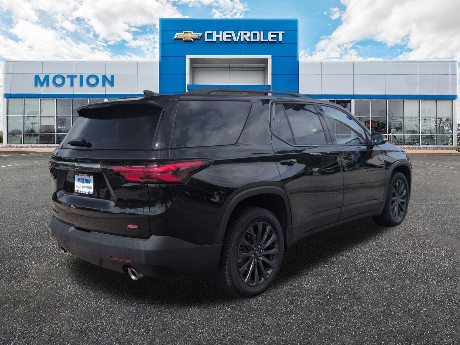 View vehicle photo 5
