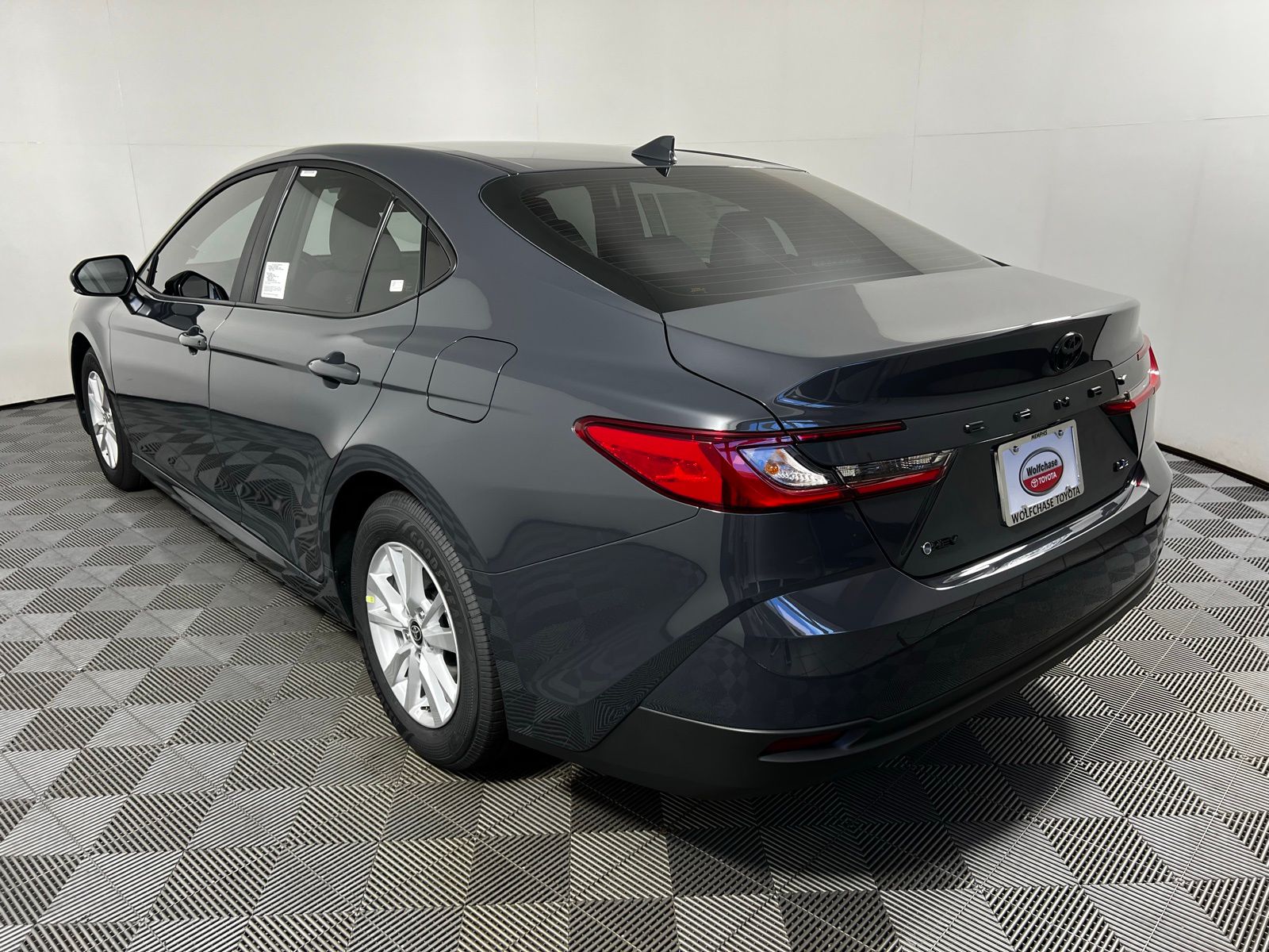 Thumbnail: 2025 Toyota Camry - 7