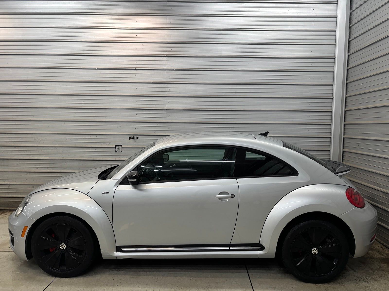 2014 Volkswagen Beetle R-Line - Photo 8