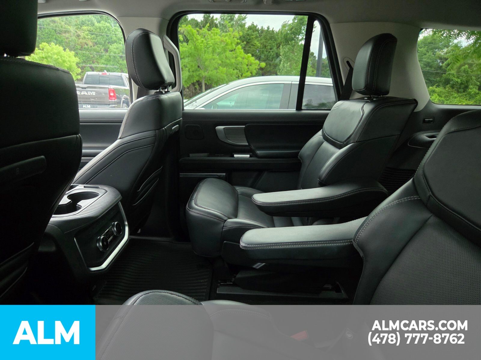 Used 2025 Black Ford Platinum image 7