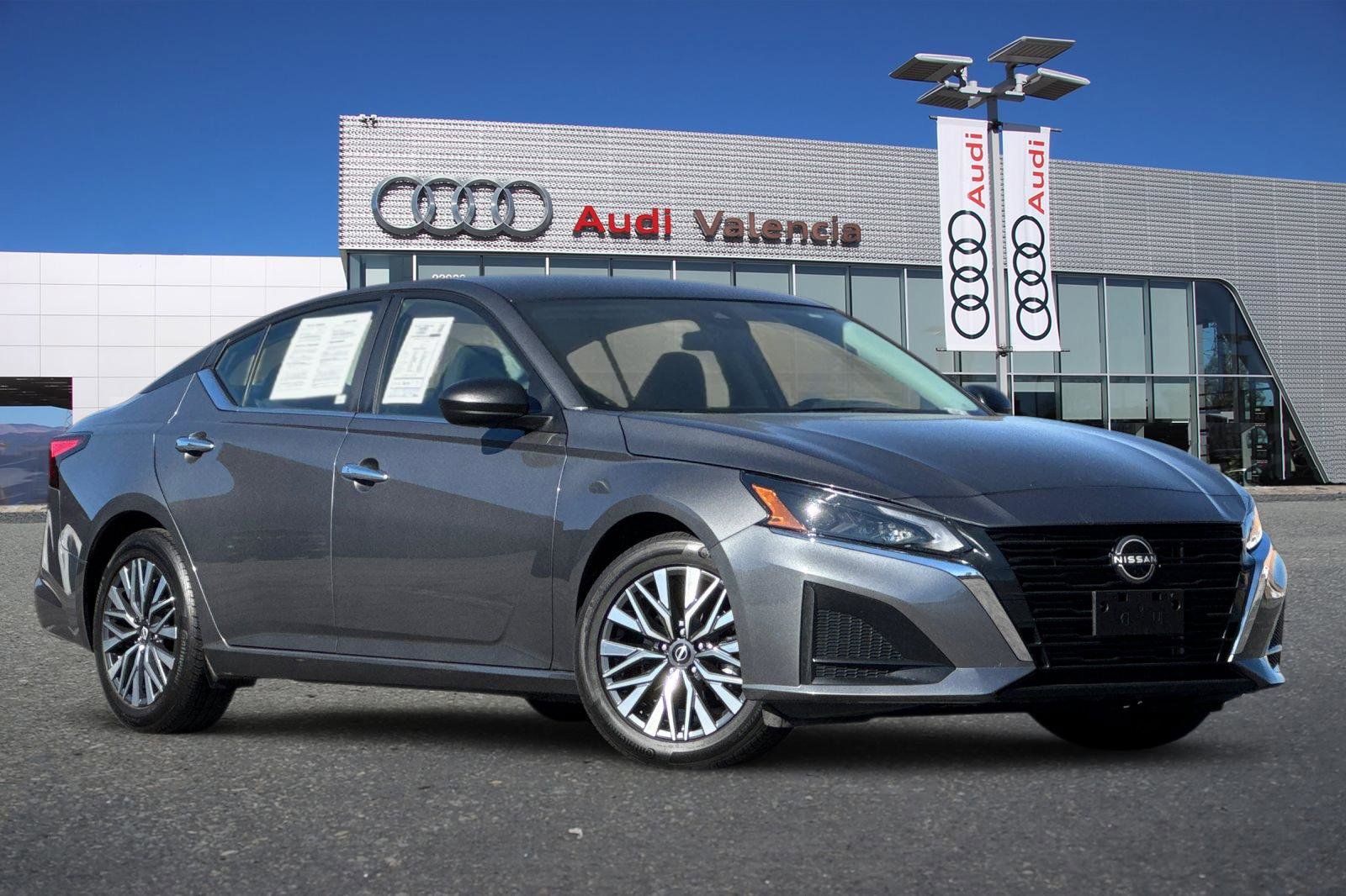 2025 Nissan Altima 2.5 SV FWD