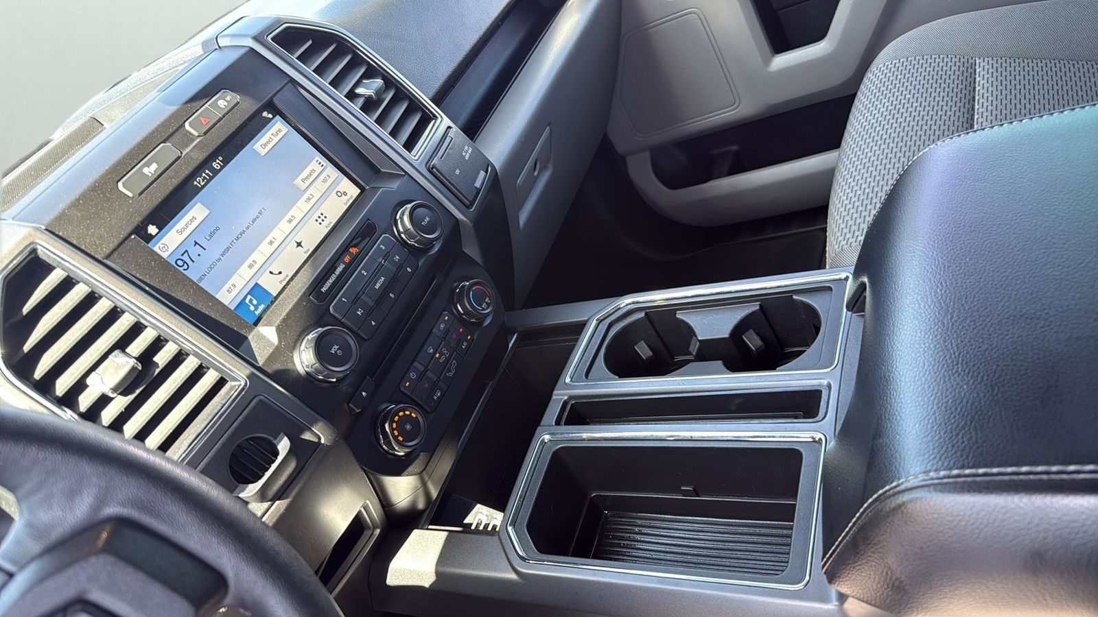 Used Car 2018 Ford F-150  Xlt For Sale Under $25,000 In Austin, Texas