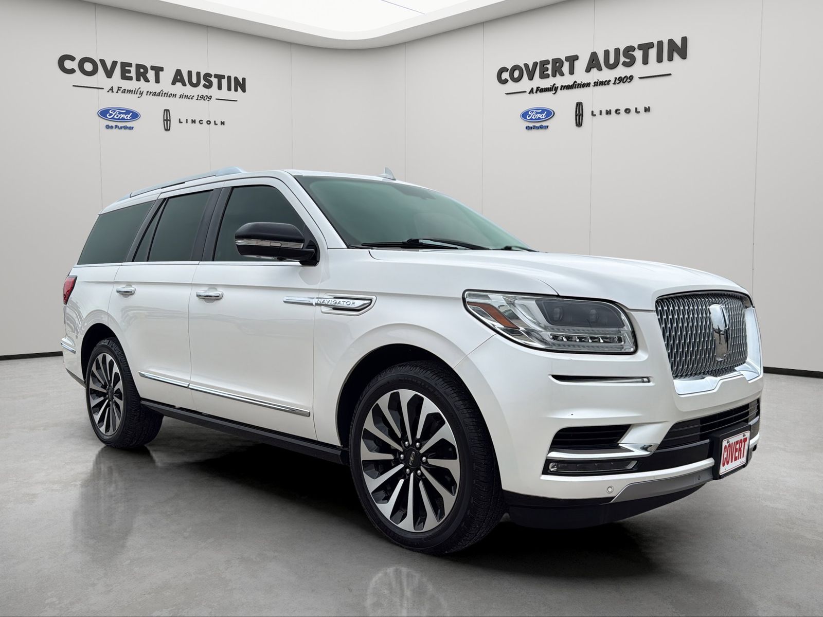 Used Car 2018 Lincoln Navigator  Select For Sale Under $25,000 In Austin, Texas