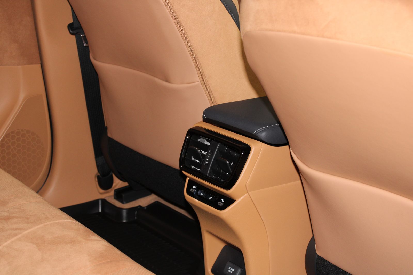 Used 2023 Gray Lexus 450e Luxury image 26