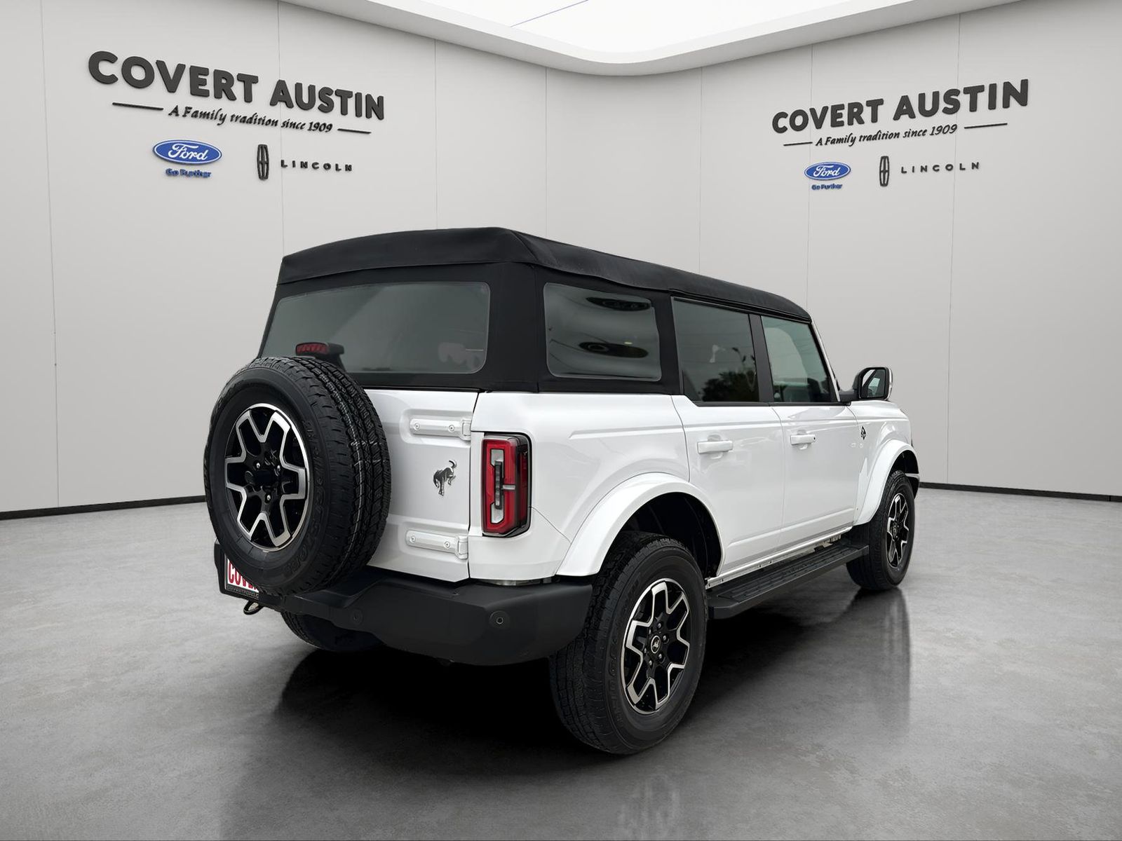 Used Car 2023 Ford Bronco  Outer Banks For Sale Under $50,000 In Austin, Texas