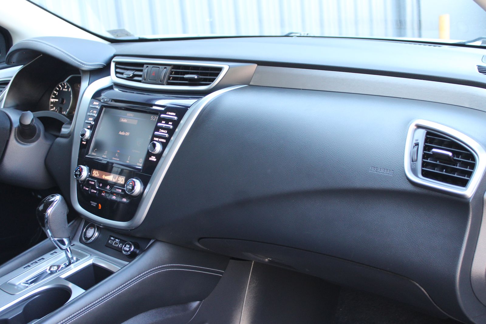 Used 2024 Gray Nissan SV image 15