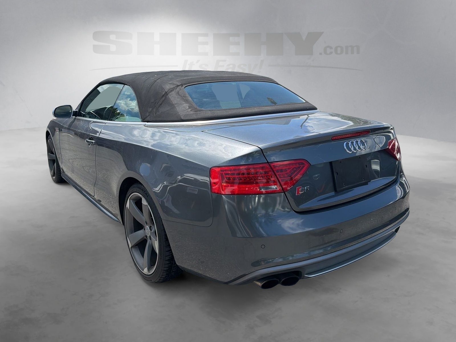 Used 2017 Daytona Gray Pearl Effect w/ Black Roof Audi 3.0 Cabriolet image 12