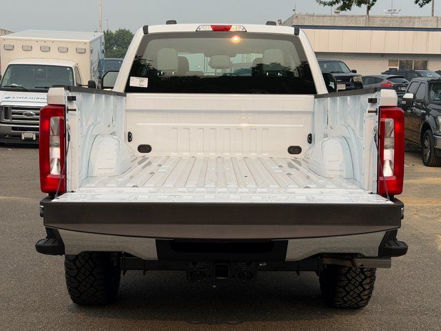 New 2026 Oxford White Ford XL image 15