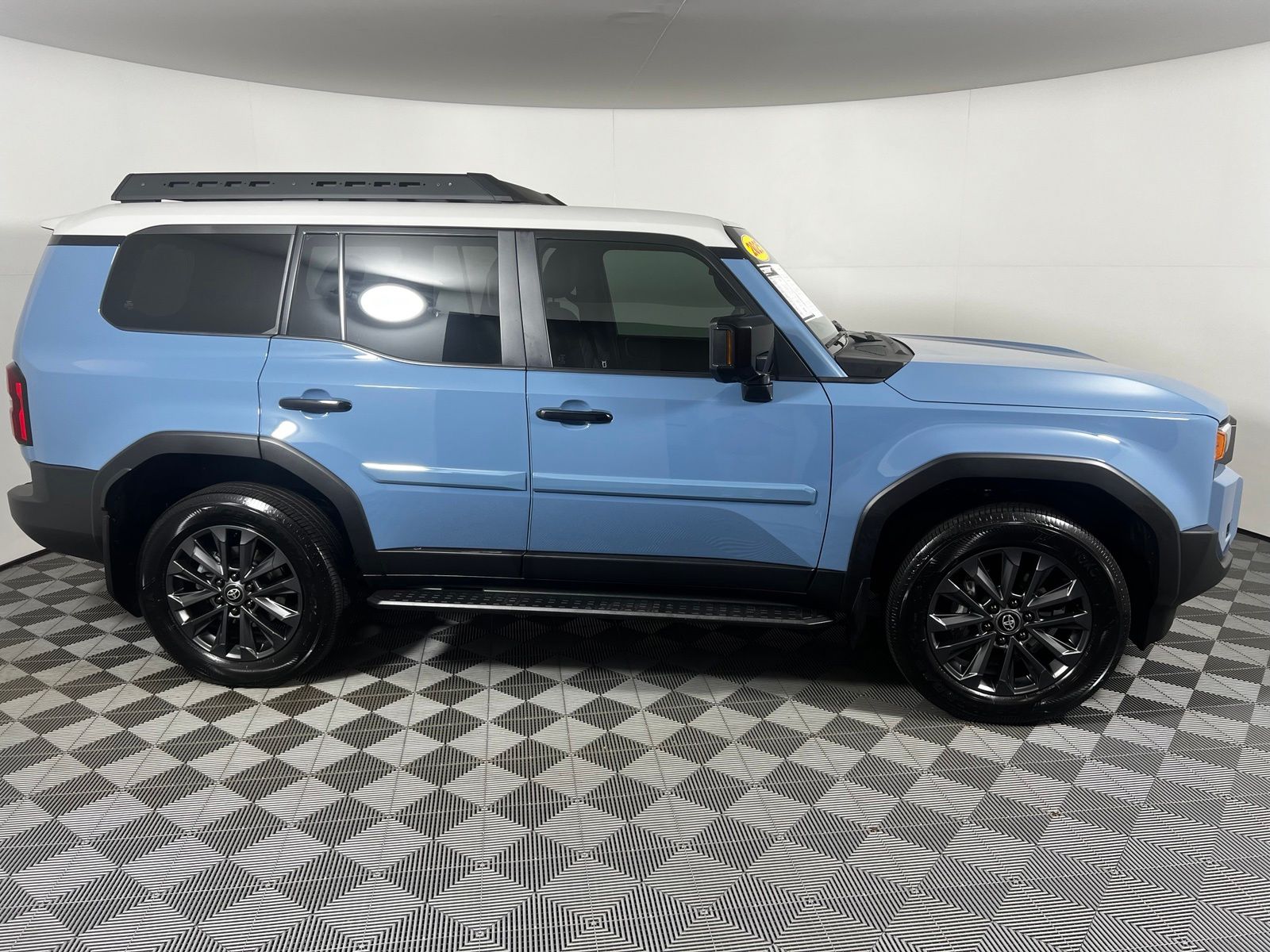 Thumbnail: 2025 Toyota Land Cruiser - 4