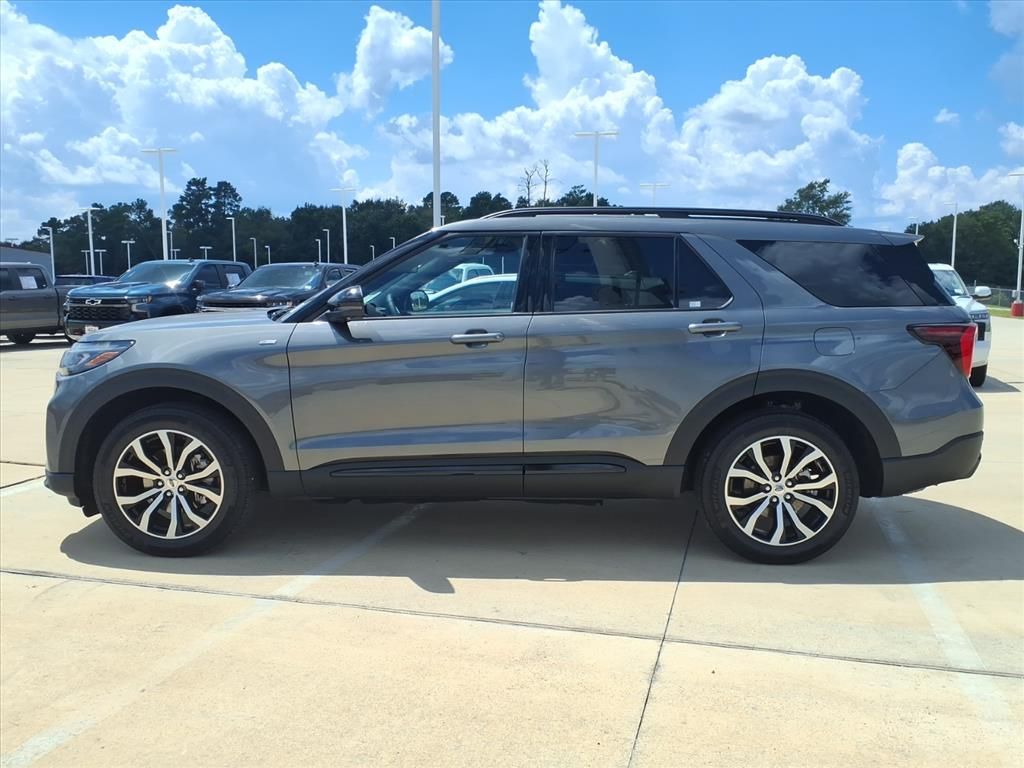2025 Ford Explorer ST-Line - 10