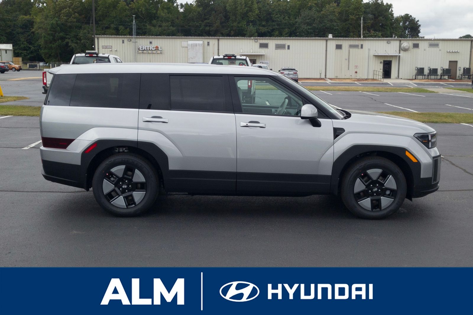 2026 Hyundai Santa Fe SE photo 2