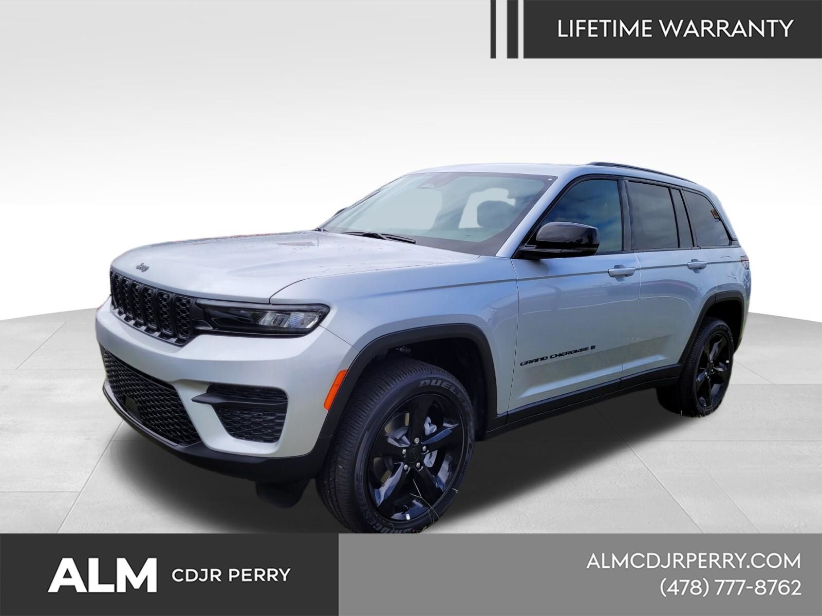 Silver Zynith 2025 Jeep Grand Cherokee Laredo 4WD SUV / Crossover Four-Wheel Drive 8-Speed Automatic