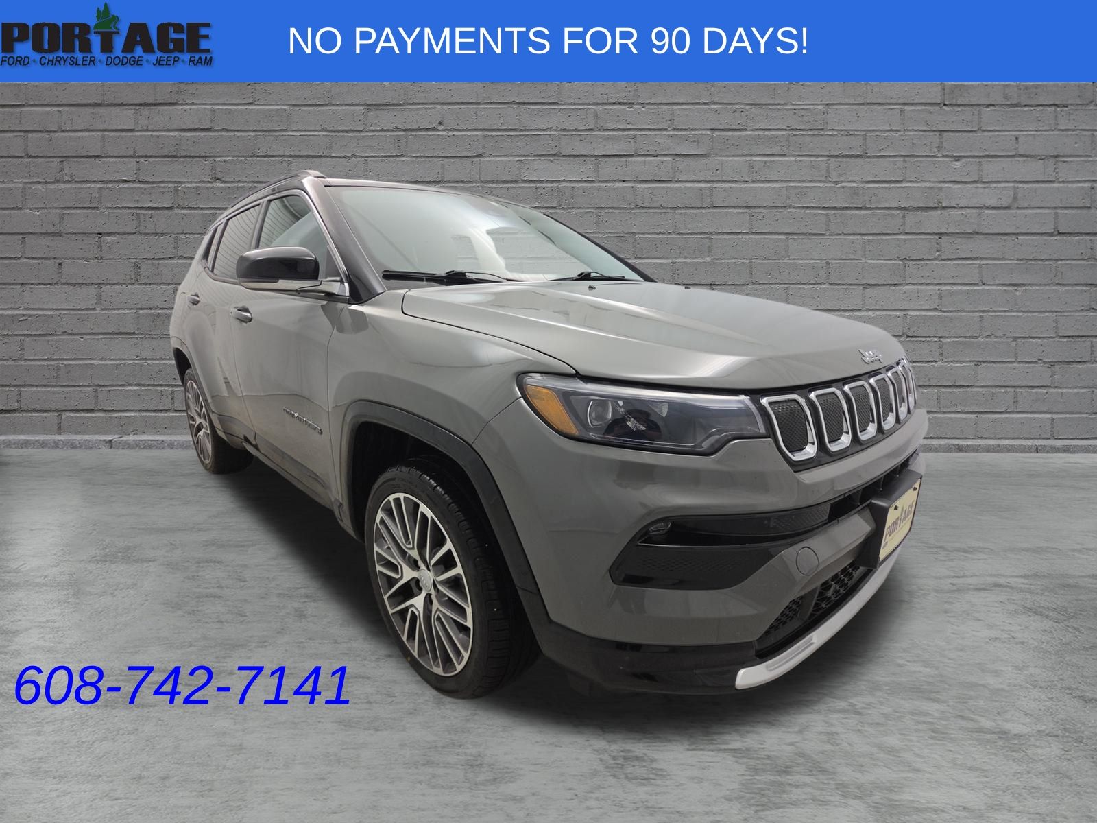 Sting-Gray Clearcoat 2022 Jeep Compass SUV / Crossover Four-Wheel Drive 9-Speed Automatic