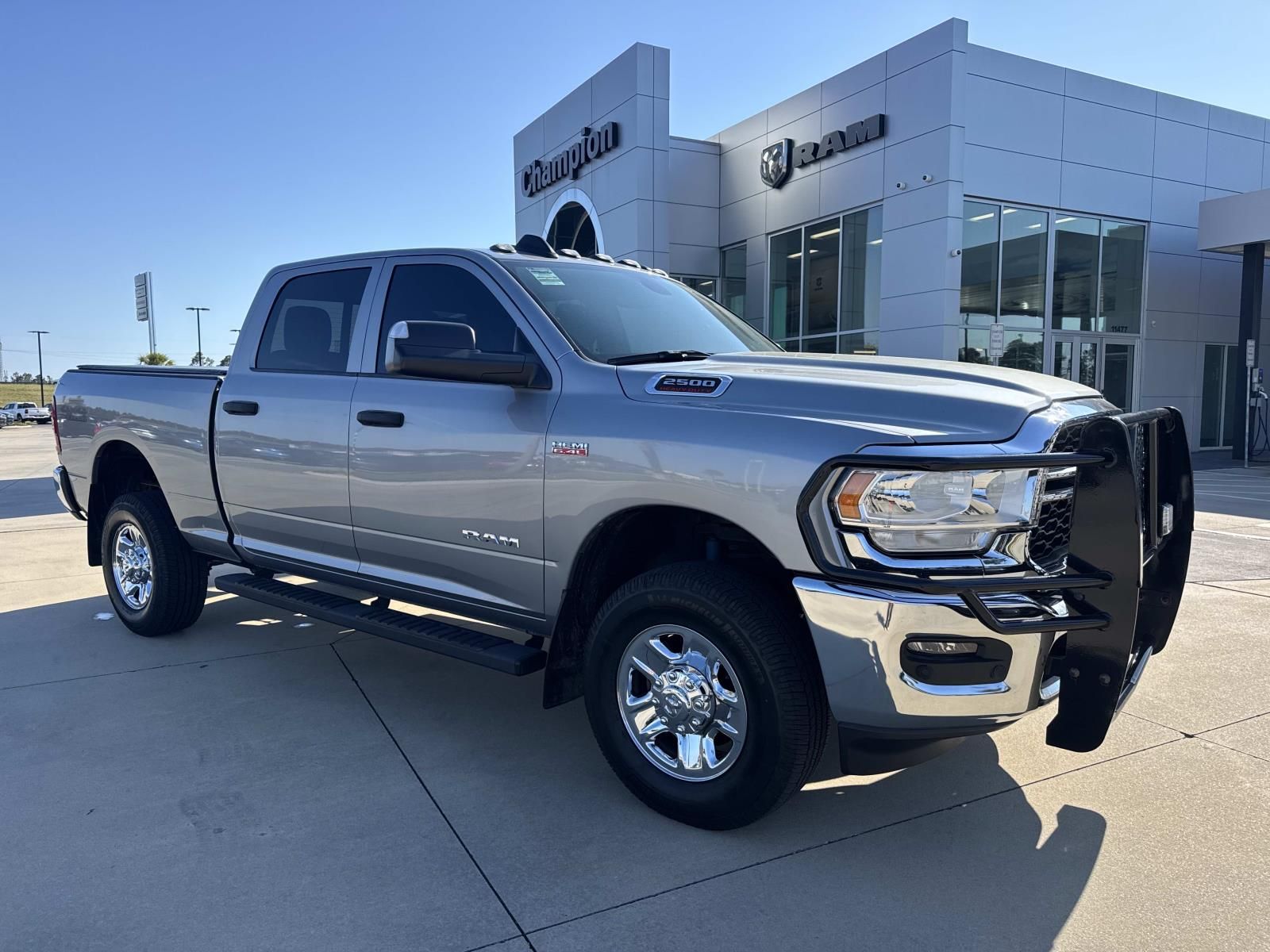 2022 RAM 2500 Tradesman Crew Cab 4WD
